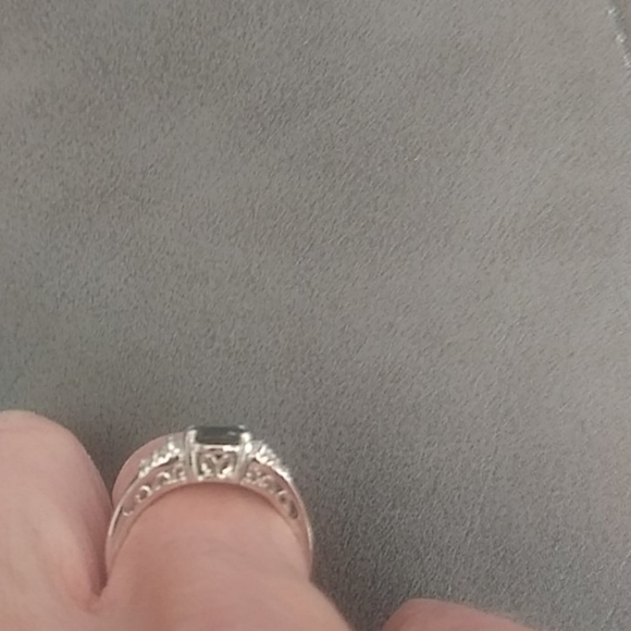 Ring - Picture 8 of 8